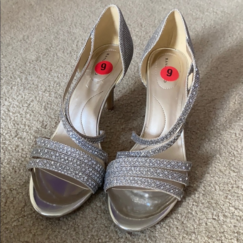 NWT Bandolino Metalic “Meggie”  Dress Shoes